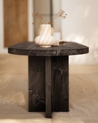 Bisbal - Mesa de centro de madera maciza en tono negro de de 120x40cm