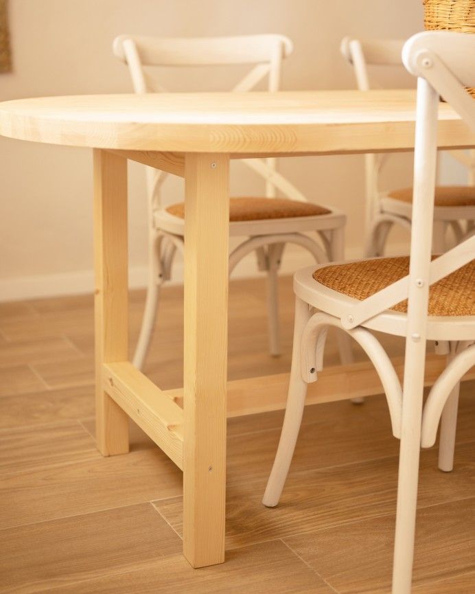 Cadaqués - Mesa de comedor de madera maciza ovalada en tono natural de varias medidas