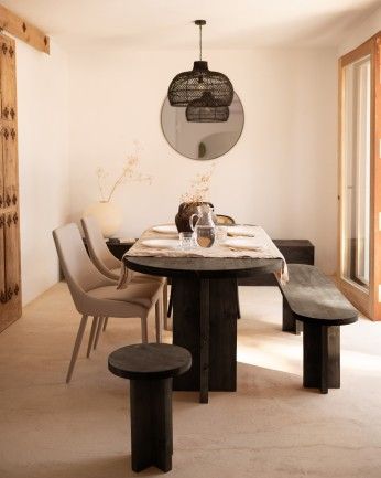 Bisbal - Mesa de comedor de madera maciza ovalada en tono negro de varias medidas