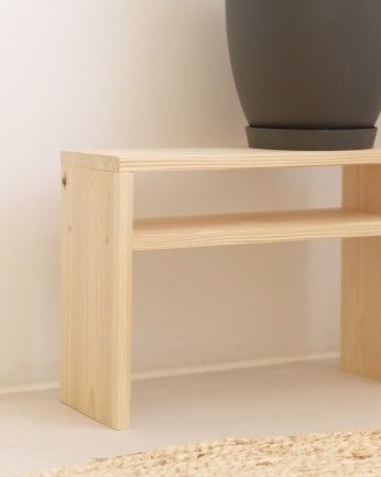 Alba - Mesita de noche de madera maciza en tono natural de 50x36cm