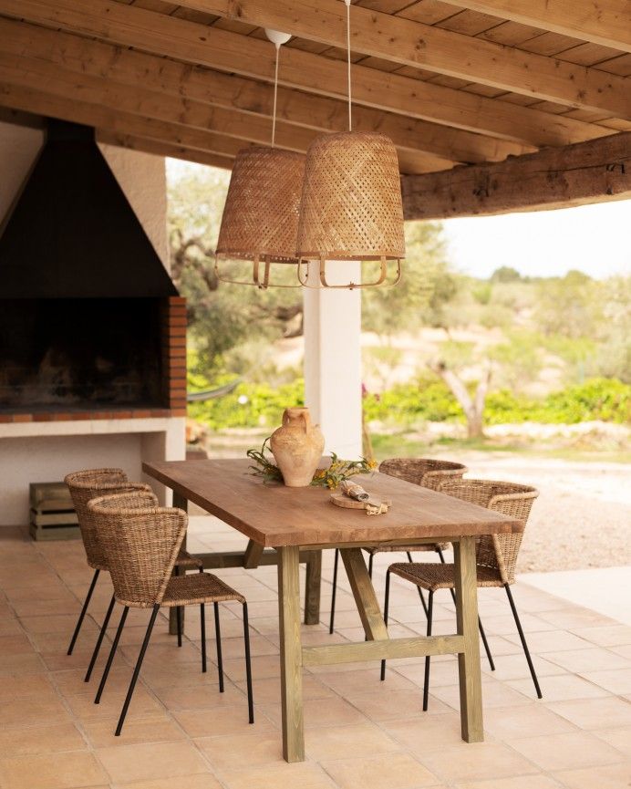 Mónaco - Mesa de comedor de madera maciza en tono verde de varias medidas