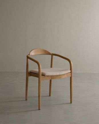 Julieta - Silla de madera de olmo y asiento acolchado color beige de 77,5x57,5cm