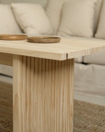 Nielo - Mesa de centro de madera maciza en tono natural de 120cm