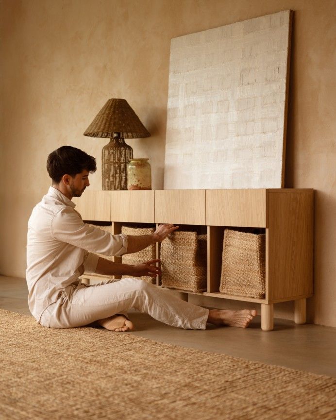 Aarón - Aparador con 4 cajones de madera de chapa de roble natural de 176x40cm