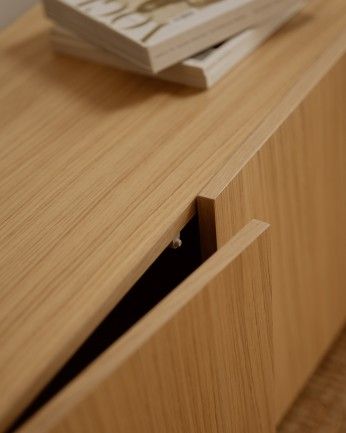 Aarón - Mueble TV de madera de chapa de roble natural en varias medidas