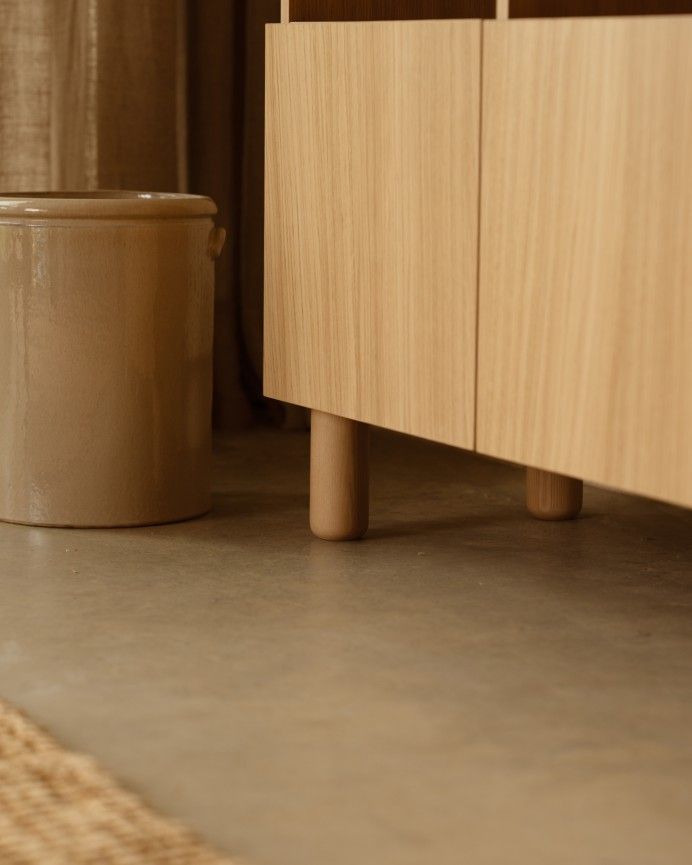 Aarón - Aparador con 4 puertas de madera de chapa de roble natural de 176x40cm