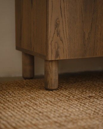 Arena - Aparador con 3 puertas de madera de chapa de fresno natural en tono avellana de 160x40cm
