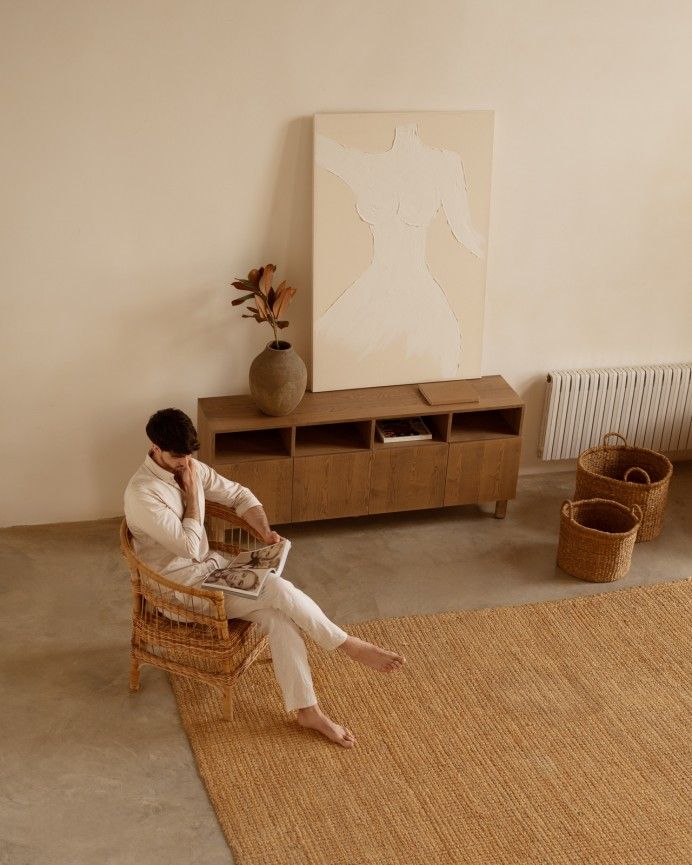 Arena - Aparador con 4 puertas de madera de chapa de fresno natural en tono avellana de 176x40cm
