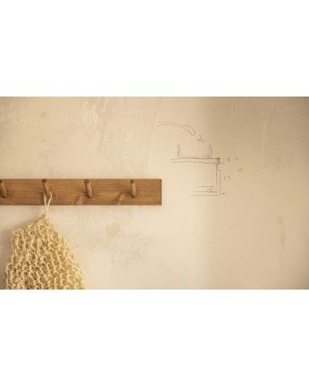 Kerry - Colgador de pared de madera maciza en tono roble oscuro de 61x5cm