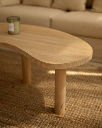 Almuñécar - Mesa de centro de madera maciza formas orgánicas en tono roble medio de varias medidas