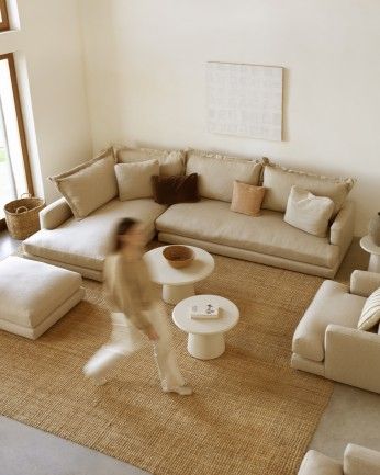 Camila - Sofá con chaise longue izquierdo tono beige de varias medidas