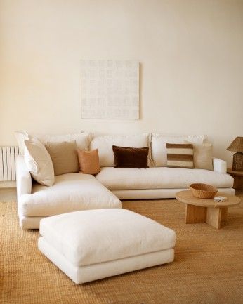 Camila - Sofá con chaise longue izquierdo tono blanco roto de varias medidas