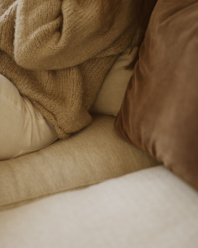 Camila - Sofá con chaise longue izquierdo tono beige de varias medidas