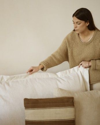 Camila - Sofá con chaise longue izquierdo tono blanco roto de varias medidas
