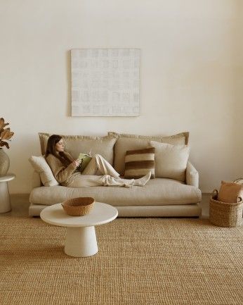 Camila - Sofá recto tono beige de 215x105cm