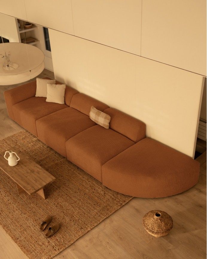 Bruce - Sofá de 4 módulos con curva de bouclé color cobre 410x110cm