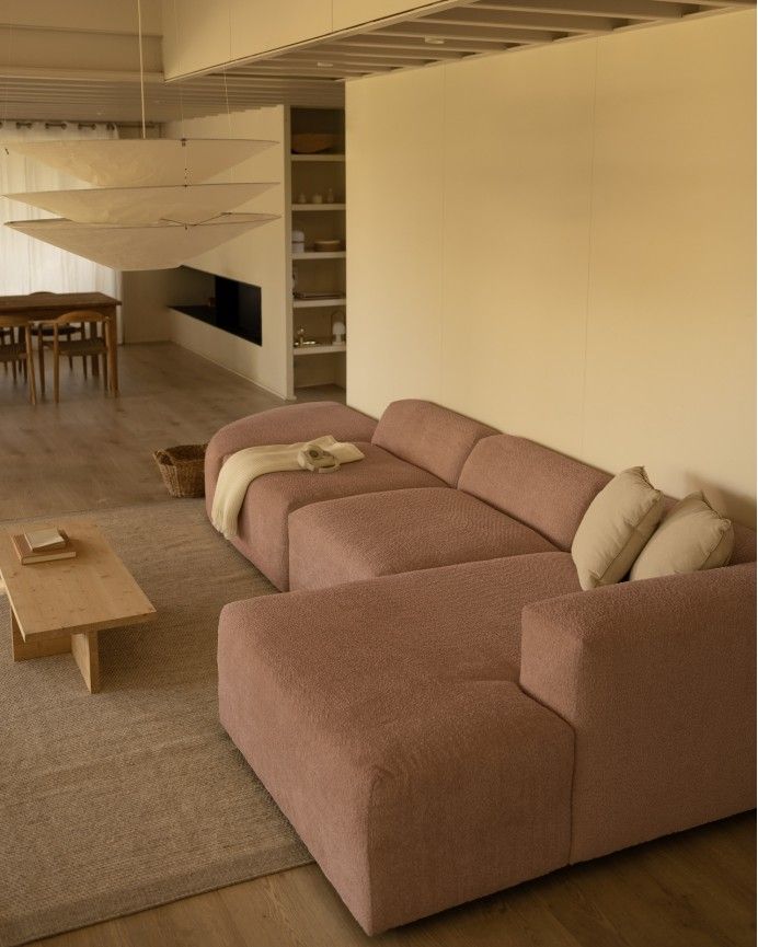 Bruce - Sofá de 4 módulos curvo con chaise longue derecho de bouclé color rosa 410x172cm