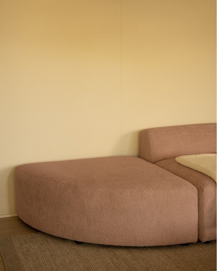 Bruce - Sofá de 4 módulos curvo con chaise longue derecho de bouclé color rosa 410x172cm