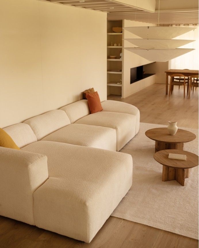 Bruce - Sofá de 4 módulos curvo con chaise longue izquierdo de bouclé color blanco 410x172cm