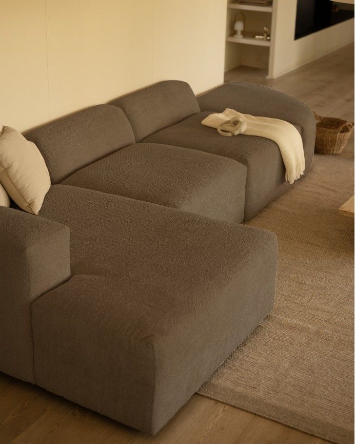 Bruce - Sofá de 4 módulos curvo con chaise longue izquierdo de bouclé color marrón 410x172cm