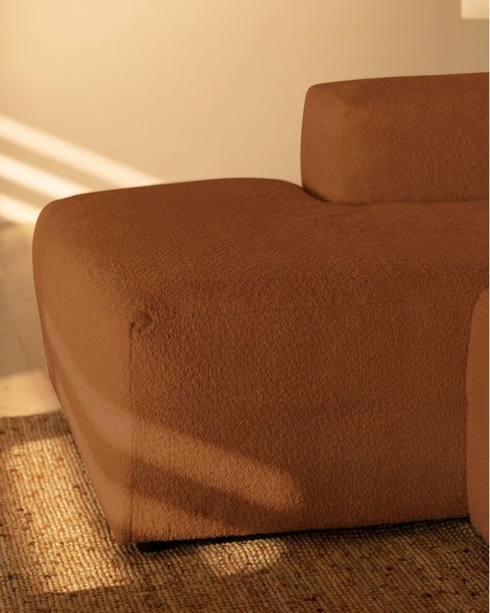 Bruce - Sofá de 4 módulos curvo con chaise longue izquierdo de bouclé color cobre 410x172cm