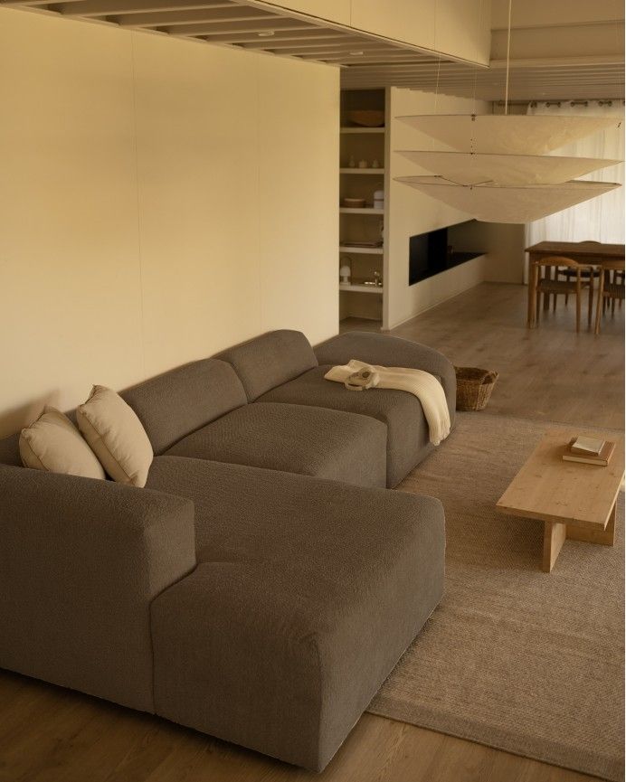 Bruce - Sofá de 4 módulos curvo con chaise longue izquierdo de bouclé color marrón 410x172cm