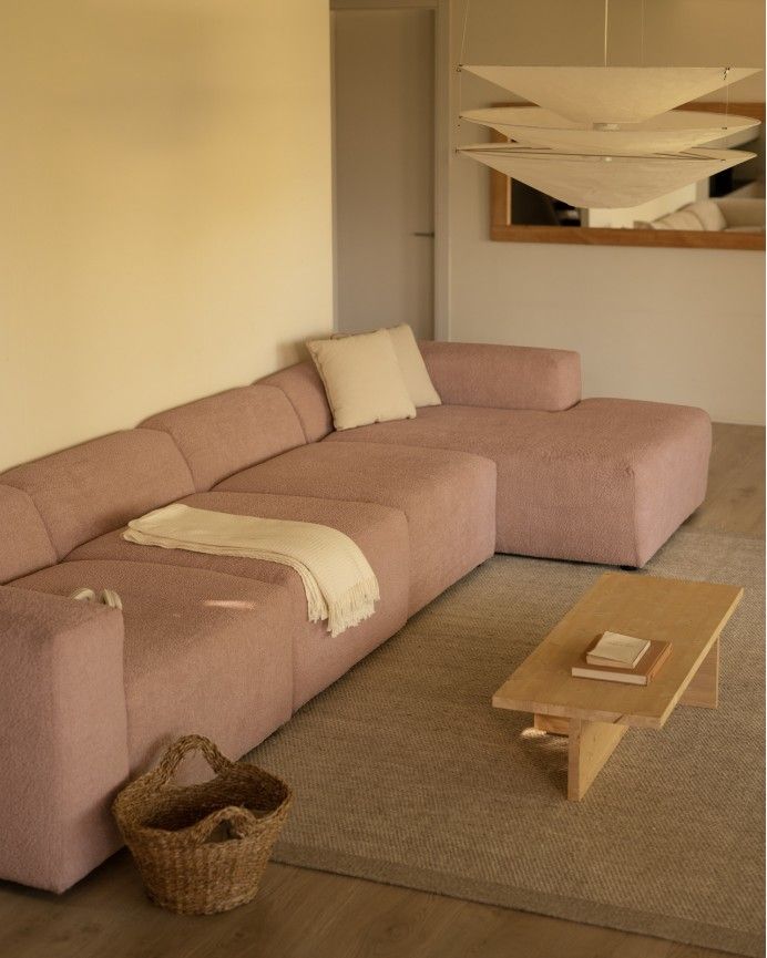 Bruce - Sofá de 4 módulos con chaise longue derecho de bouclé color rosa 420x172cm