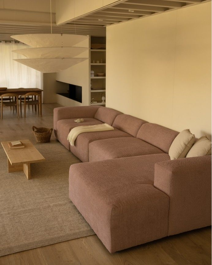 Bruce - Sofá de 4 módulos con chaise longue derecho de bouclé color rosa 420x172cm