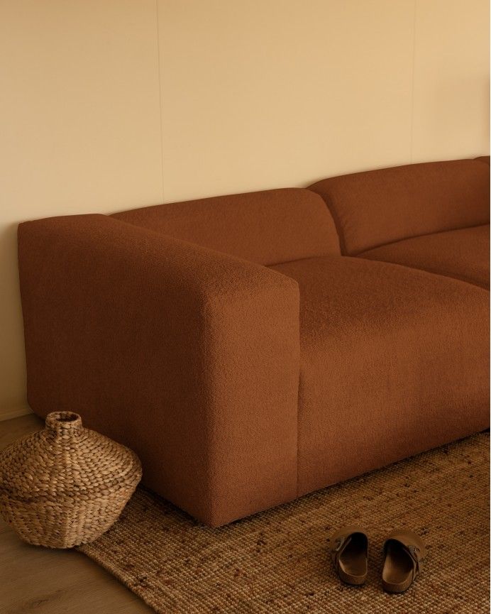 Bruce - Sofá de 4 módulos con curva de bouclé color cobre 410x110cm