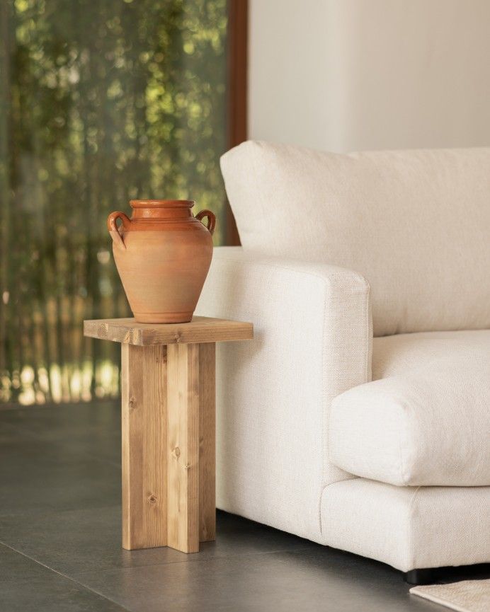 Marine - Mesa auxiliar de madera maciza en tono roble oscuro de 25x25cm