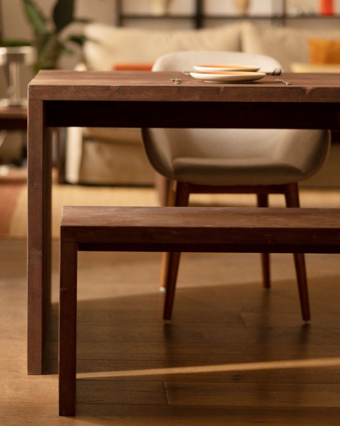 Denia - Mesa de comedor de madera maciza en tono nogal de varias medidas