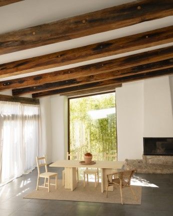 Marine - Mesa de comedor barnizada de madera maciza en tono natural de varias medidas