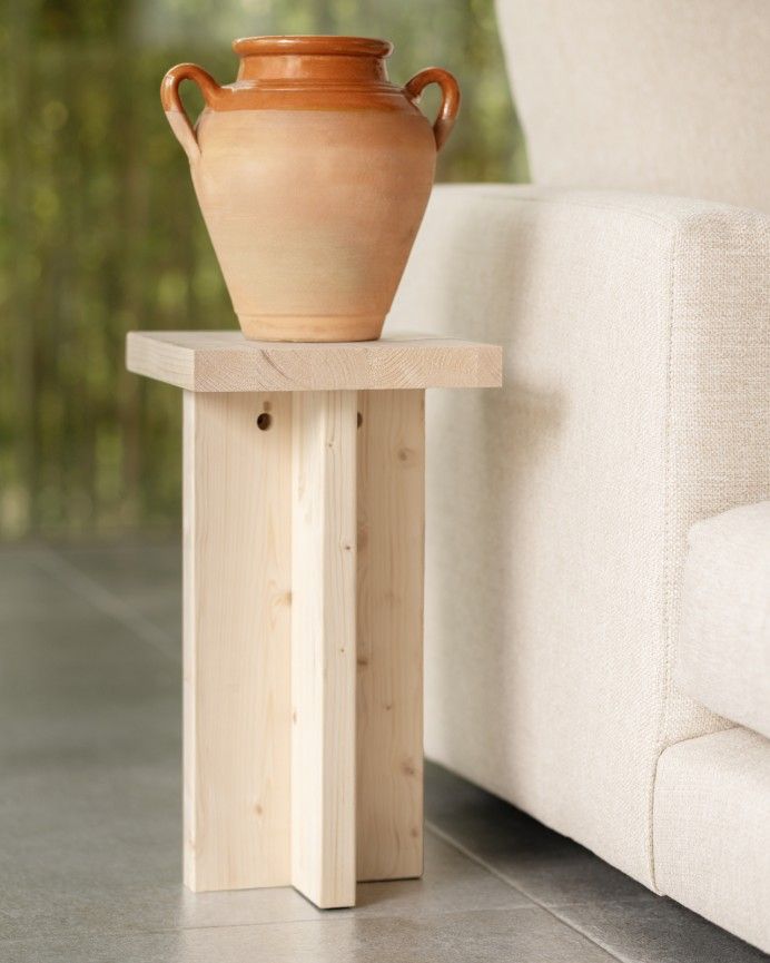 Marine - Mesa auxiliar de madera maciza en tono natural de 25x25cm