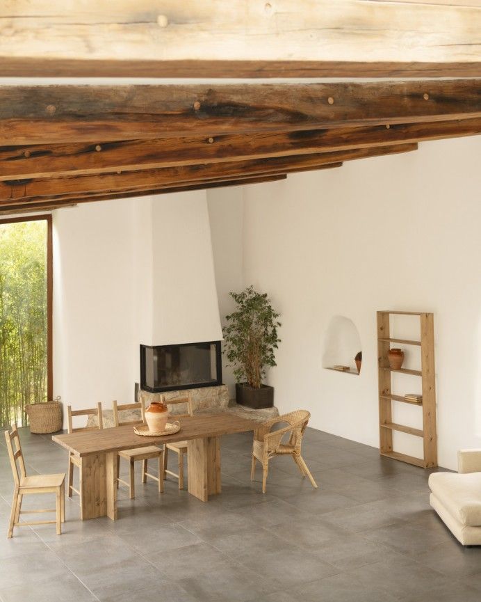 Marine - Mesa de comedor barnizada de madera maciza en tono roble oscuro de varias medidas