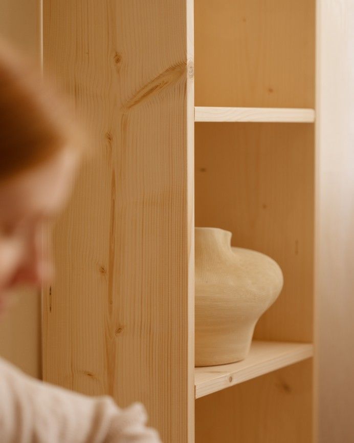 Leyre - Estanteria de madera maciza en tono natural con 2 estantes