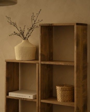 Leyre - Estanteria de madera maciza en tono roble oscuro con 2 estantes