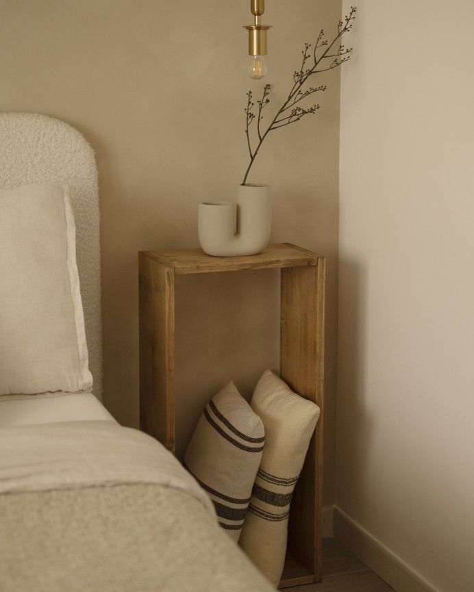 Leyre - Mueble auxiliar de madera maciza en tono roble oscuro