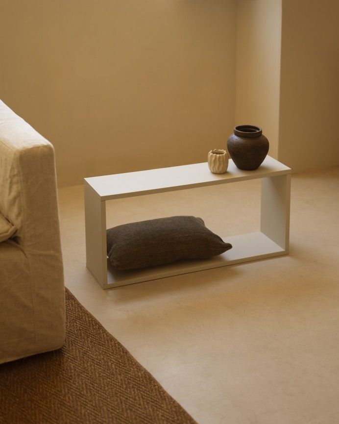 Leyre - Mueble auxiliar de madera lacada en tono beige