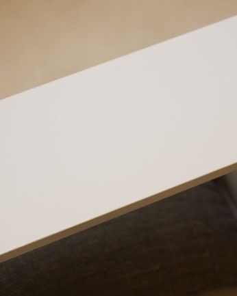 Leyre - Mueble auxiliar de madera lacada en tono beige