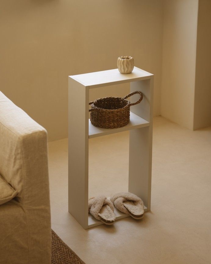 Leyre - Mueble auxiliar de madera lacada en tono beige con 1 separador