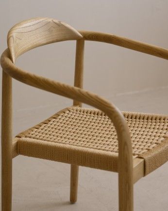 Michelle - Silla de madera olmo y asiento trenzado de cuerda tono natural de 78x58cm, PREVENTA DISPONIBLE A FINALES DE JULIO
