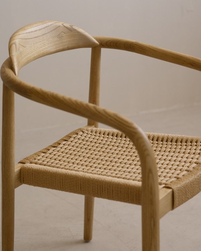 Michelle - Silla de madera olmo y asiento trenzado de cuerda tono natural de 78x58cm, PREVENTA DISPONIBLE A FINALES DE JULIO