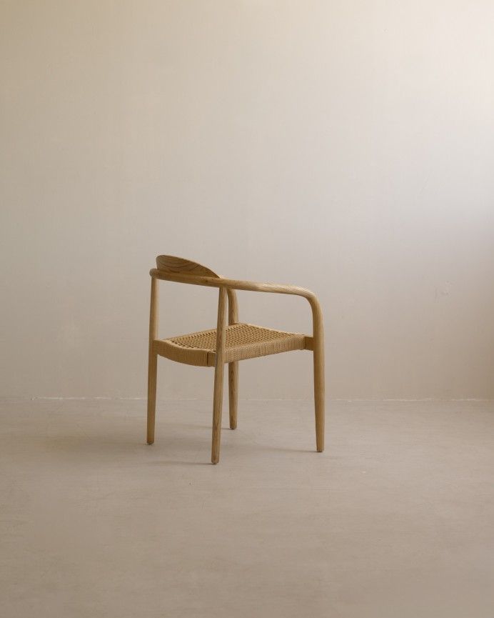 Michelle - Silla de madera olmo y asiento trenzado de cuerda tono natural de 78x58cm, PREVENTA DISPONIBLE A FINALES DE JULIO