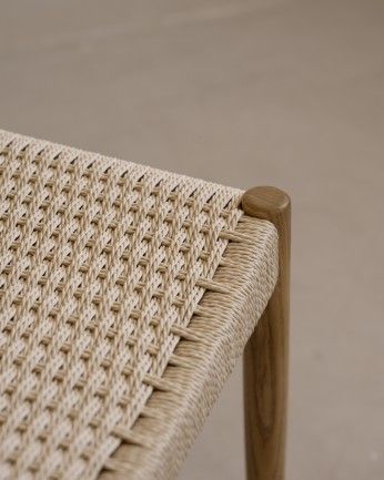 Irati - Silla de madera olmo y asiento trenzado de cuerda en tono blanco de 80x47cm, EN PREVENTA DISPONIBLE A FINALES DE JULIO