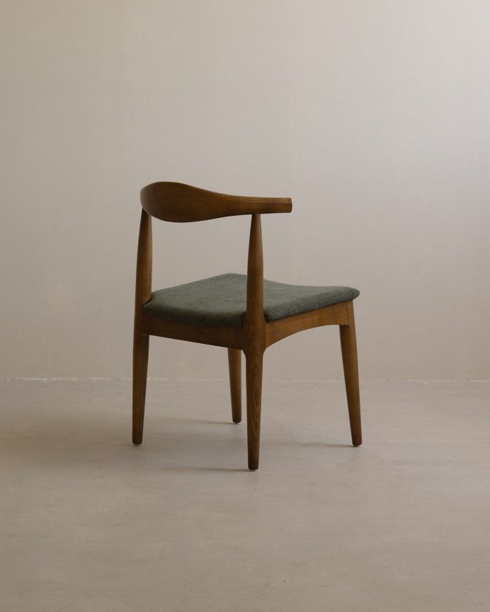 Nekane - Silla de madera olmo tono roble oscuro y asiento tapizado color verde de 79x49cm, PREVENTA DISPONIBLE FINALES DE JULIO