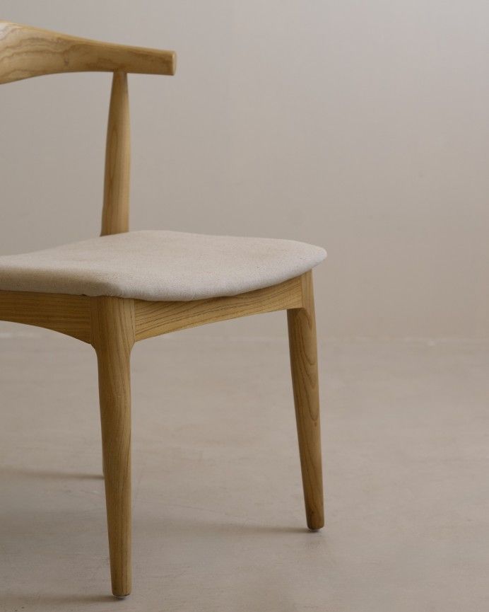 Nekane - Silla de madera olmo tono natural y asiento tapizado color beige de 79x49cm, PREVENTA DISPONIBLE A FINALES DE JULIO
