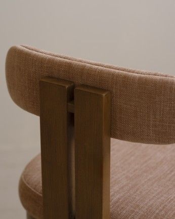 Enara - Silla de madera de haya tapizada en color rosa de 77x42cm, PRODUCTO EN PREVENTA DISPONIBLE A FINALES DE JULIO
