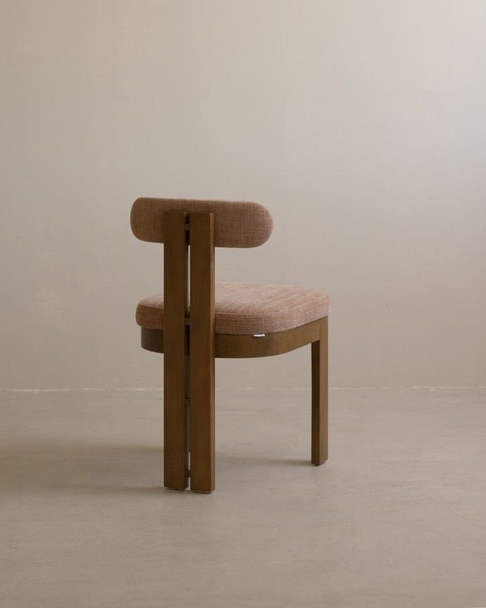 Enara - Silla de madera de haya tapizada en color rosa de 77x42cm, PRODUCTO EN PREVENTA DISPONIBLE A FINALES DE JULIO
