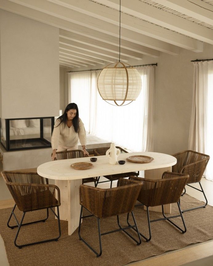 Koji - Mesa de comedor de madera maciza en tono natural de varias medidas