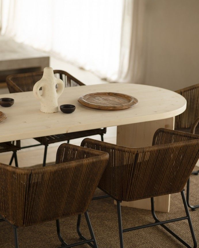 Koji - Mesa de comedor de madera maciza en tono natural de varias medidas